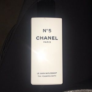 Chanel No 5 The Foaming Bath 6.8 Oz